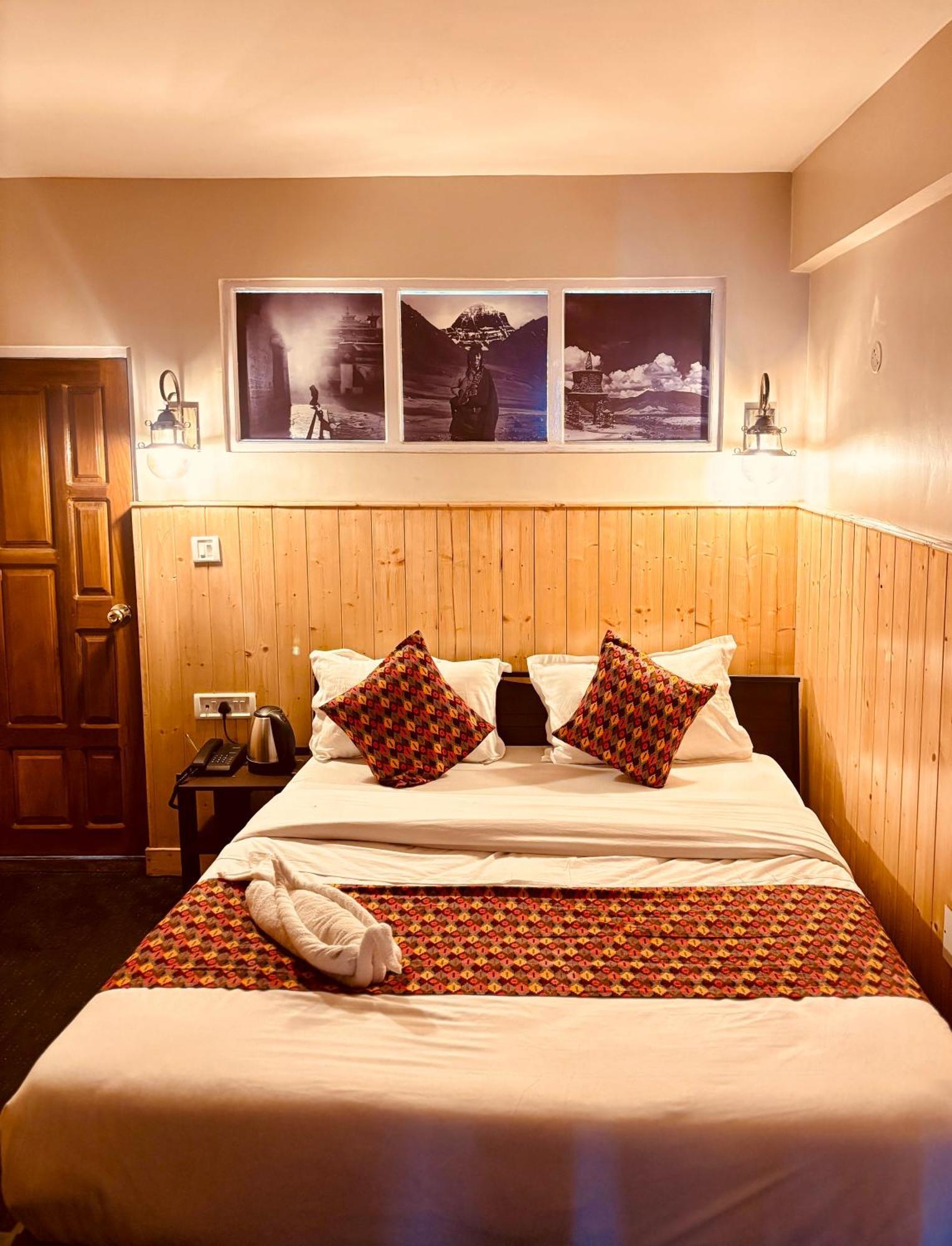Himalayan Gorkha Retreat II Free Parking Hotell Darjeeling  Exteriör bild