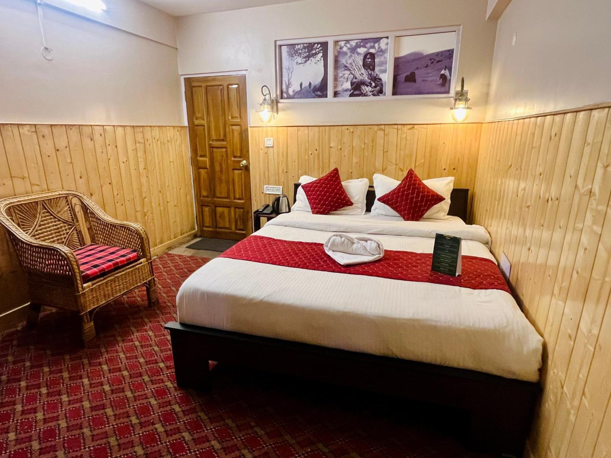 Himalayan Gorkha Retreat II Free Parking Hotell Darjeeling  Exteriör bild