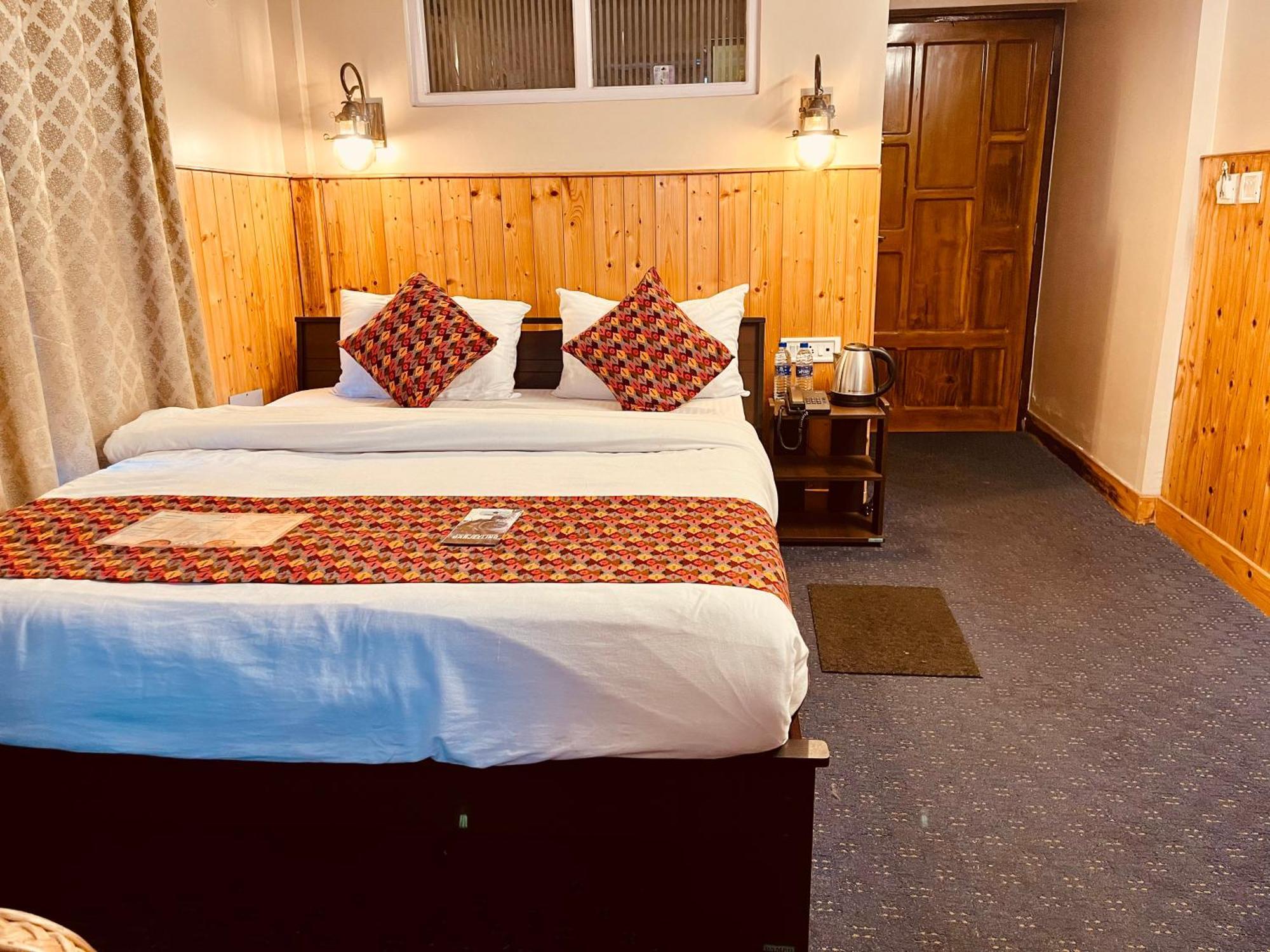 Himalayan Gorkha Retreat II Free Parking Hotell Darjeeling  Exteriör bild