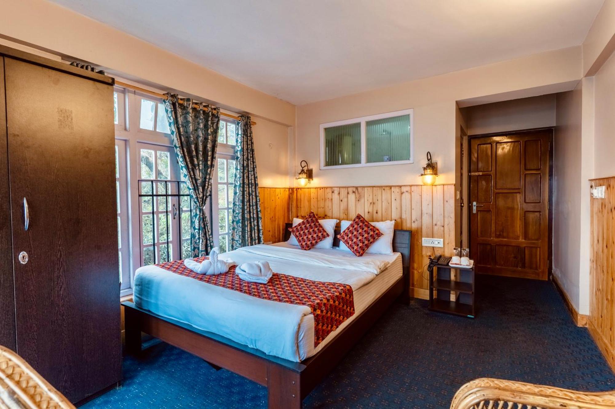 Himalayan Gorkha Retreat II Free Parking Hotell Darjeeling  Exteriör bild